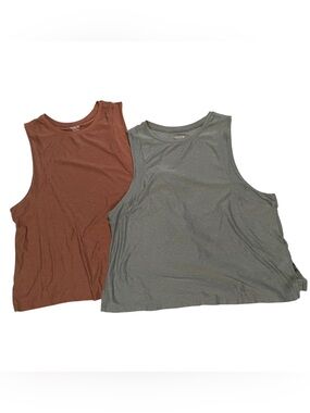 Old Navy Tank Bundle. 2 Active Cloud 94 Soft tanks. Sage Green/brown. Size S